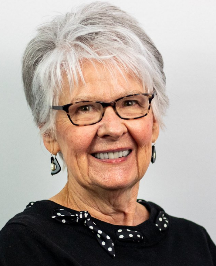 Headshot of Lyn Turknett, co-founder of Turknett Leadership Group.